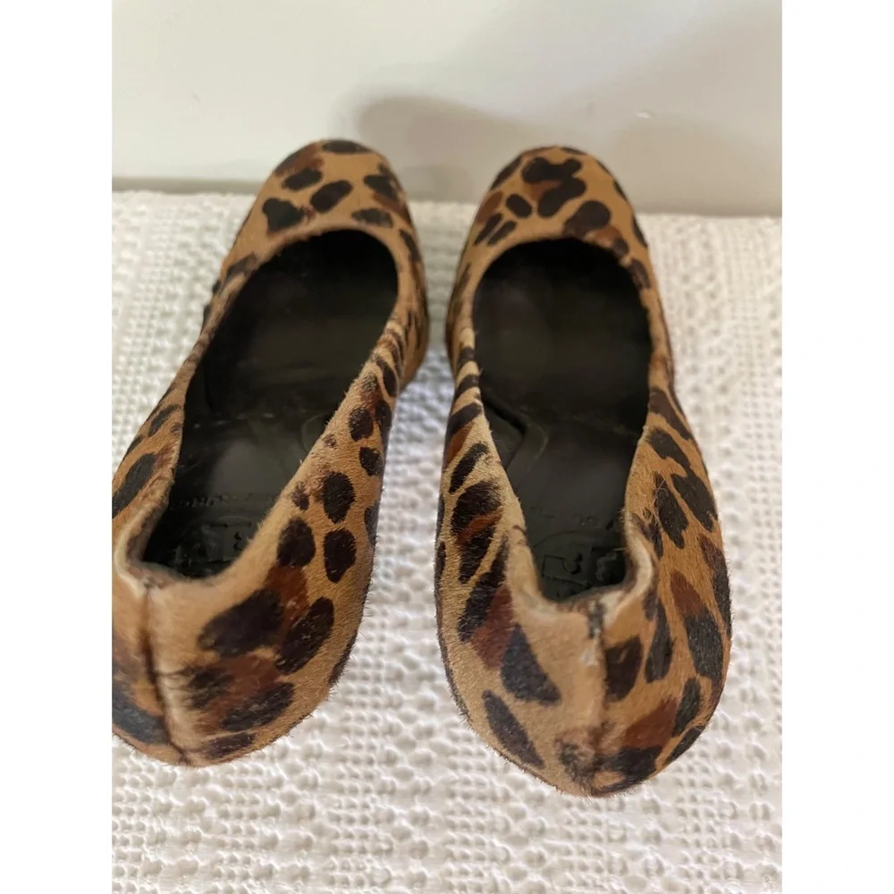 TORY BURCH Leopard Calf Hair Pumps Heels Size 7.5